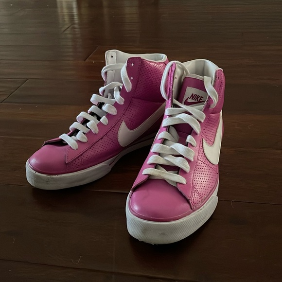Nike High Tops - Picture 2 of 5